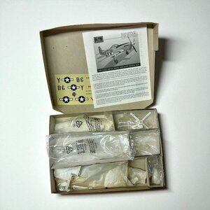 P-51D Mustang Die Cast Metal Body Vintage Aircraft Model Kit